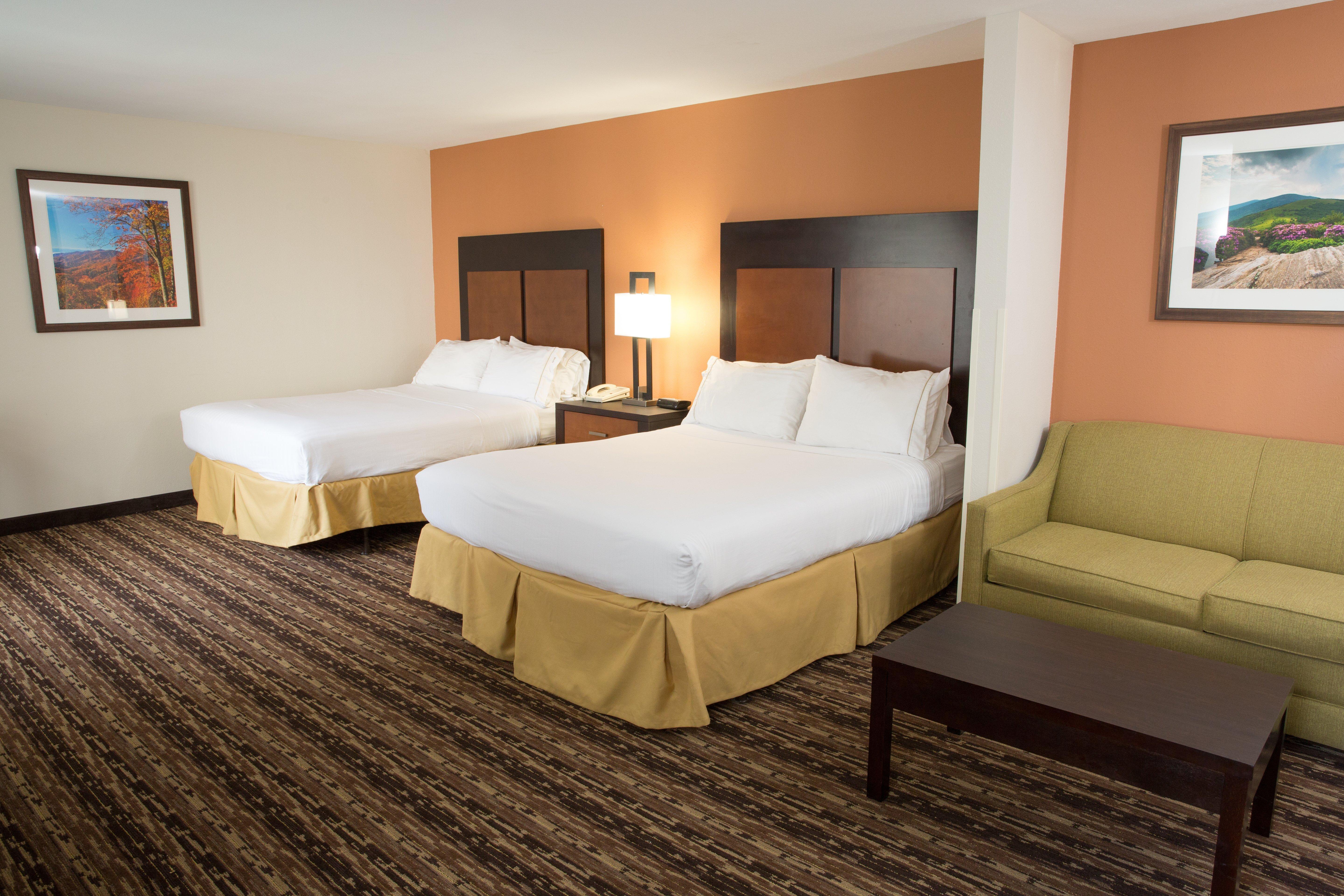 Holiday Inn Express Hotel & Suites Cherokee-Casino By Ihg Екстериор снимка